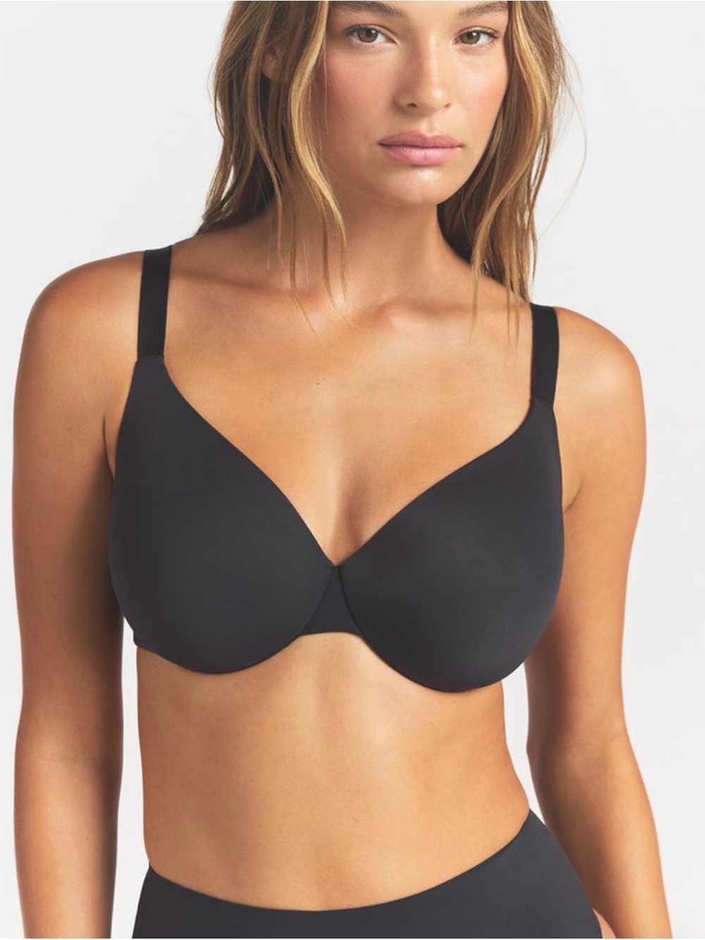 SKIMS Smoothing Intimates Full Coverage Bra